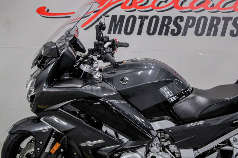 2020 Yamaha FJR1300ES