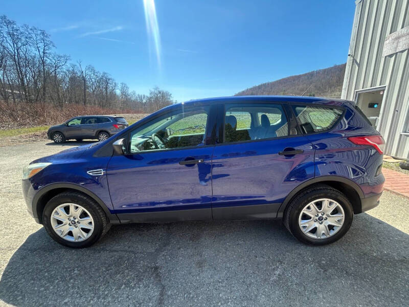 2016 Ford Escape S