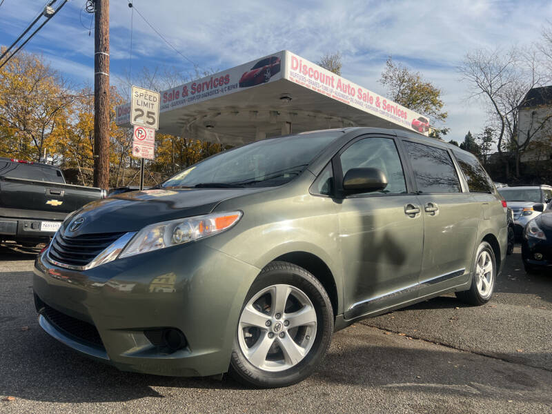 2013 Toyota Sienna for sale at Discount Auto Sales & Services in Paterson NJ