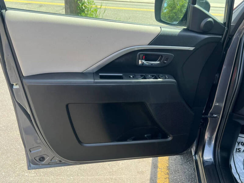 2014 Mazda MAZDA5 Sport