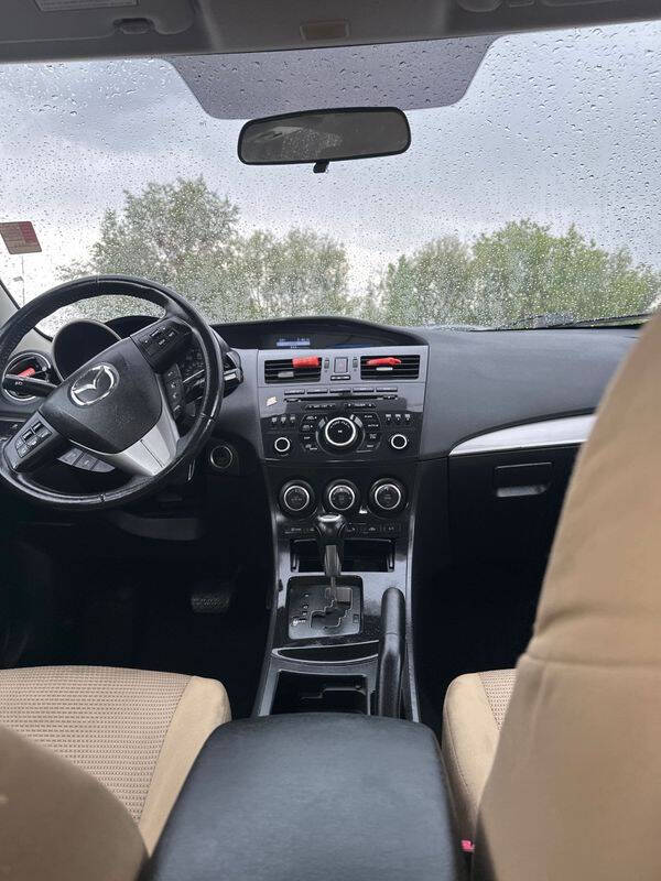 2013 Mazda MAZDA3 i Touring