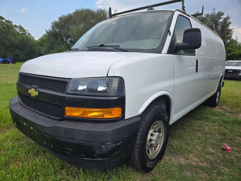 2023 Chevrolet Express 2500