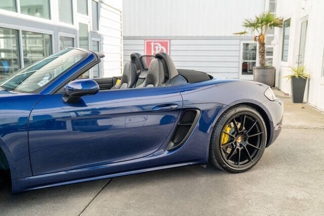 2023 Porsche 718 Boxster 6