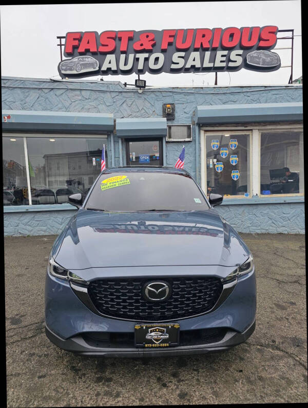 2022 Mazda CX-5 S Carbon Edition's photo