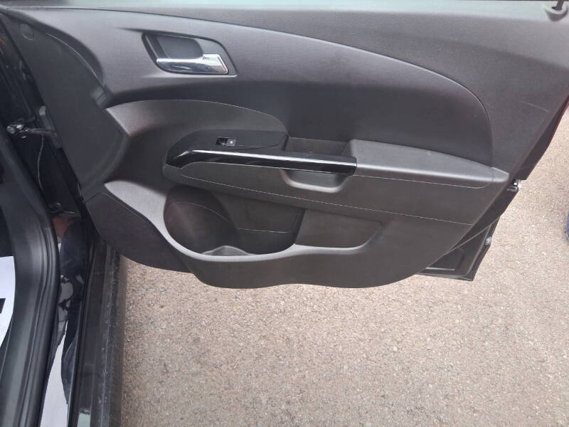 2018 Chevrolet Sonic LT Auto