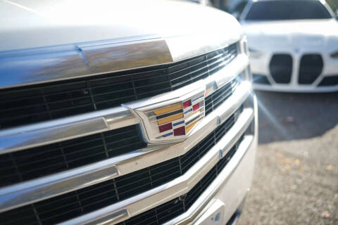 2018 Cadillac Escalade Luxury