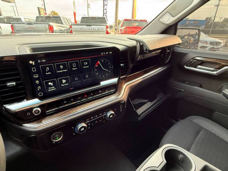 2023 GMC Sierra 1500 SLE