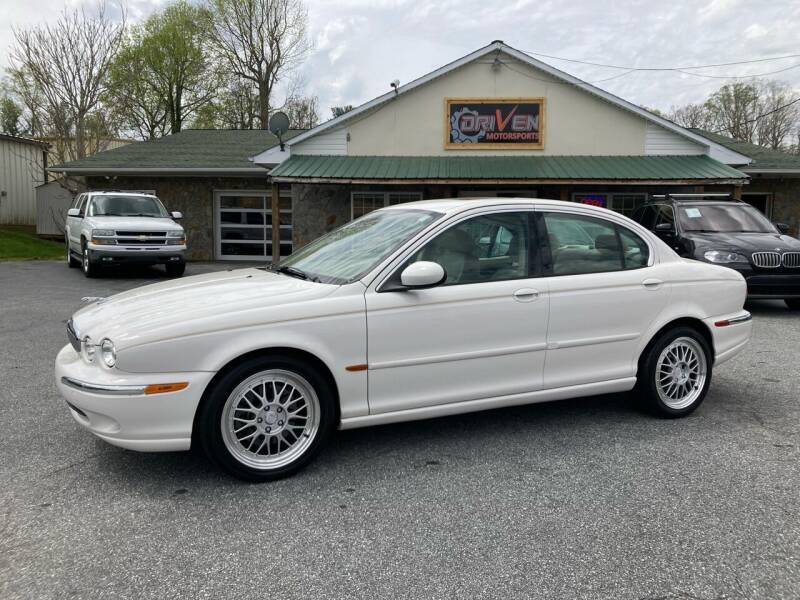 2004 Jaguar X-Type for sale at Driven Pre-Owned in Lenoir NC