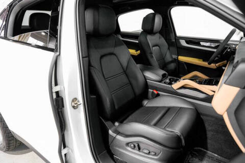 2024 Porsche Cayenne Coupe