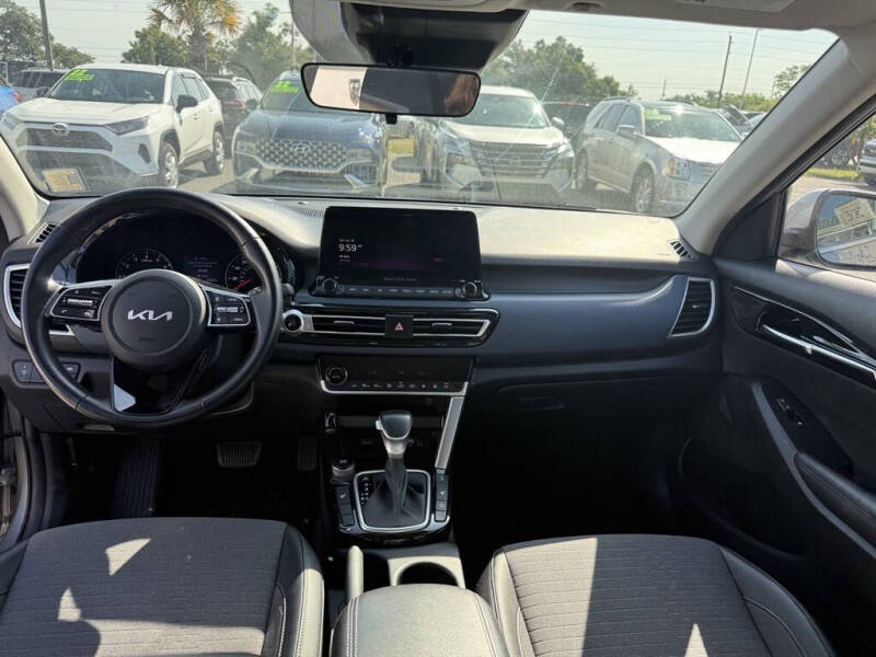 2023 Kia Seltos Nightfall