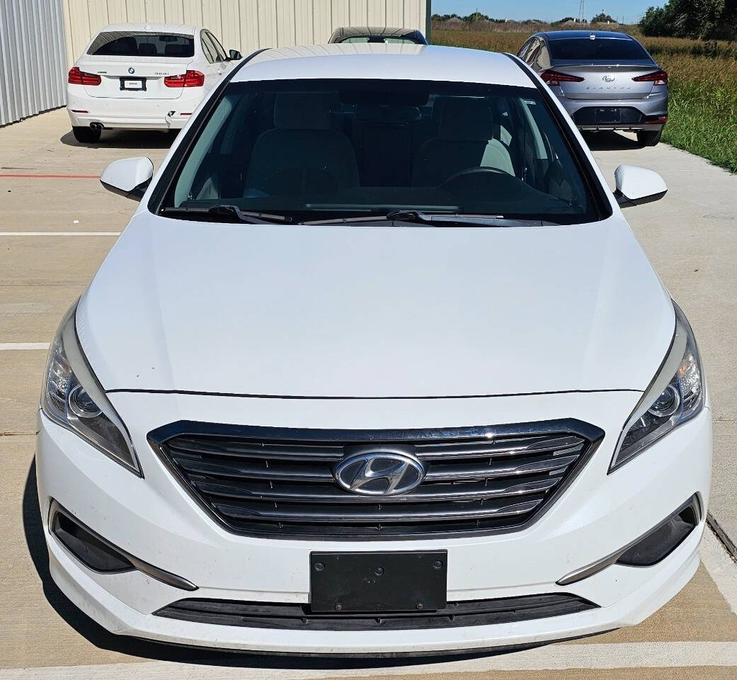 2017 Hyundai SONATA for sale at CAR MARKET AUTO GROUP in Sugar Land, TX