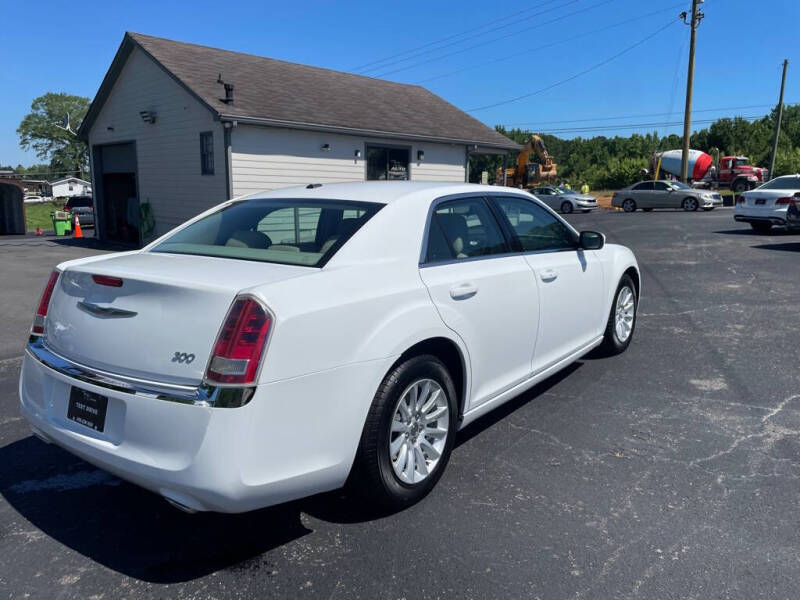 2013 Chrysler 300