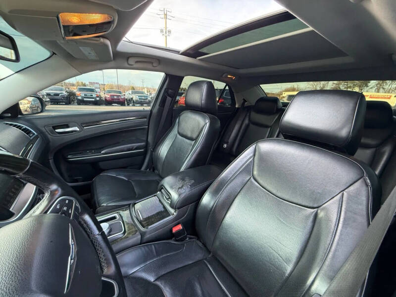 2016 Chrysler 300 C