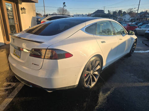 2015 Tesla Model S P85D