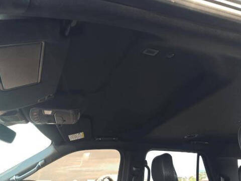 2023 Lincoln Navigator Standard