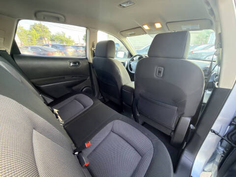 2011 Nissan Rogue SV