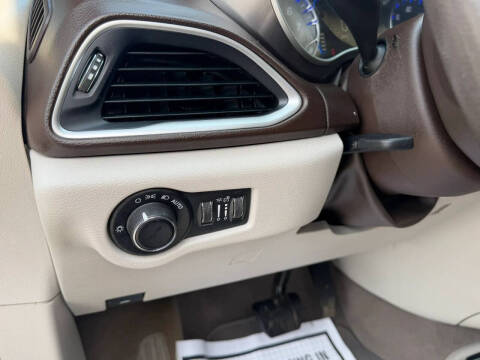 2017 Chrysler Pacifica Touring
