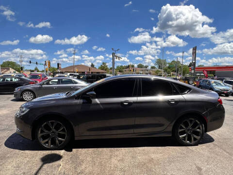 2015 Chrysler 200 S