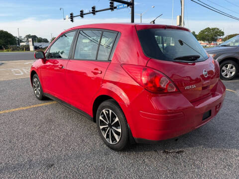 2009 Nissan Versa 1.8 S