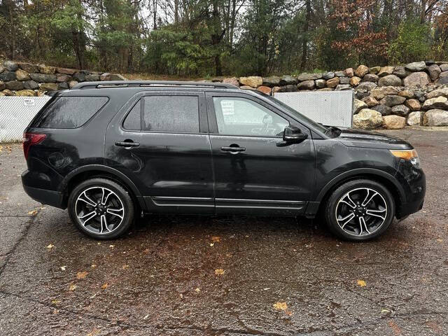 2015 Ford Explorer for sale at Bowman Auto Center in Clarkston, MI