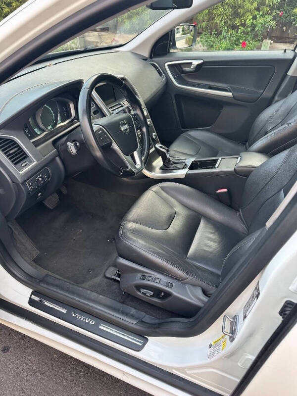 2015 Volvo XC60 T5 Drive-E Premier