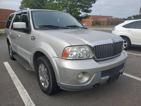2003 Lincoln Navigator for sale at M & M Auto Brokers in Chantilly VA
