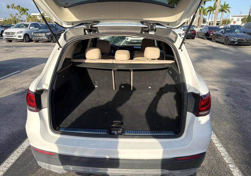 2021 Mercedes-Benz GLC GLC 300