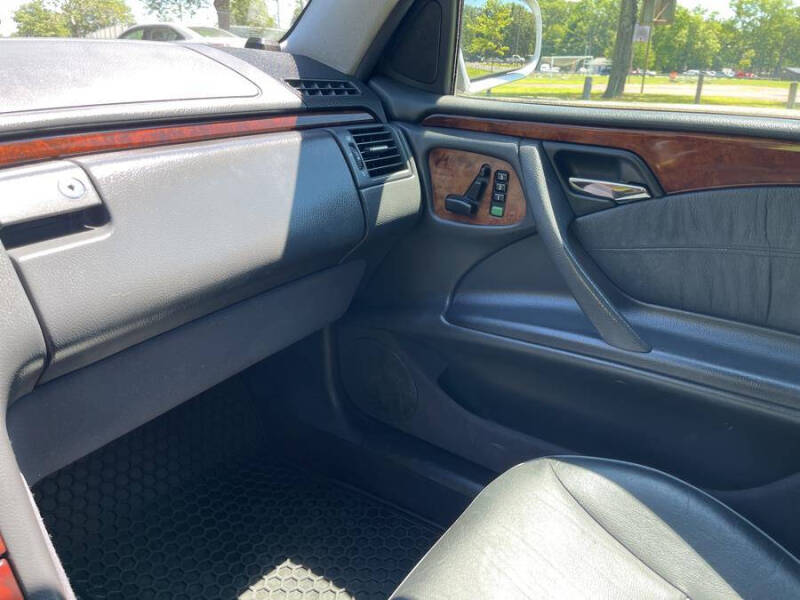 2002 Mercedes-Benz E-Class E 320 4MATIC