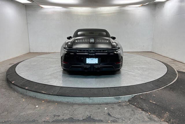 2025 Porsche 911 Carrera GTS