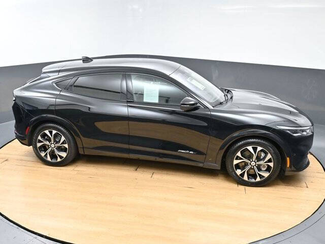 2022 Ford Mustang Mach-E Premium