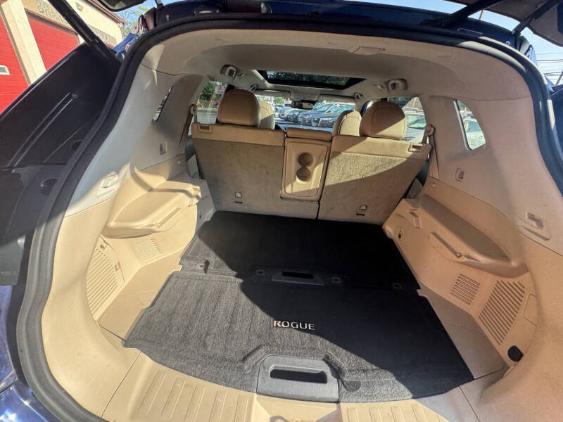 2017 Nissan Rogue SL