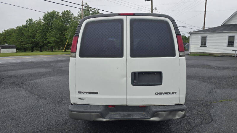 2002 Chevrolet Express 2500