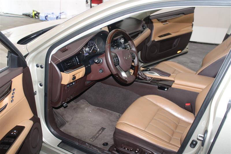2016 Lexus ES 350