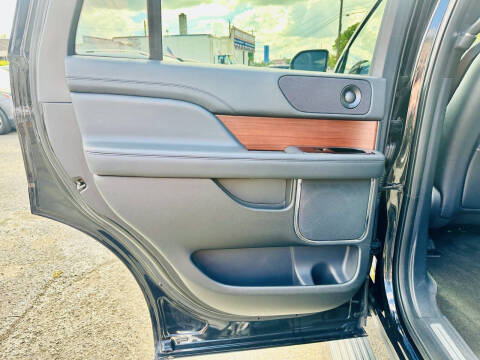 2022 Lincoln Navigator Reserve