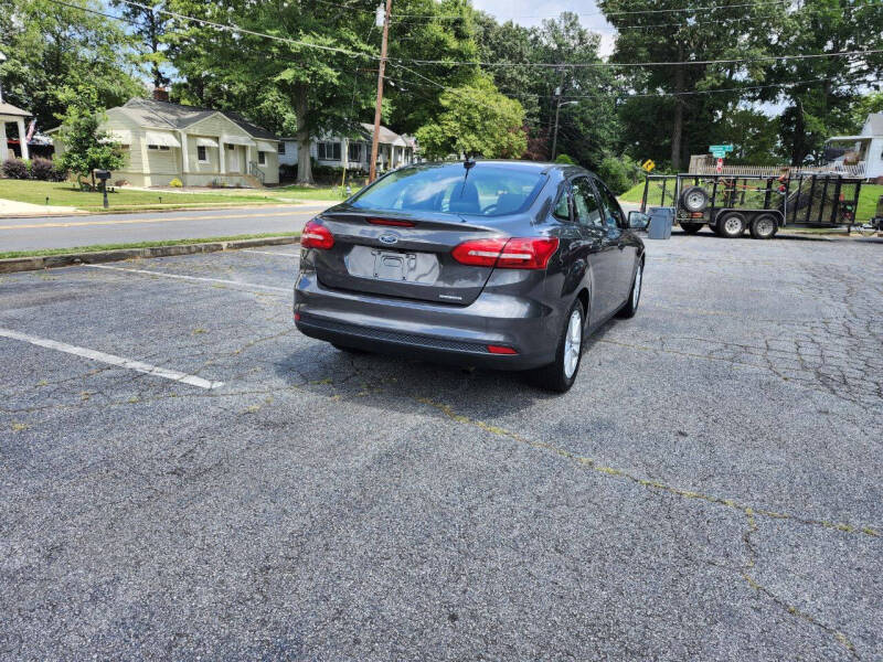 2016 Ford Focus SE