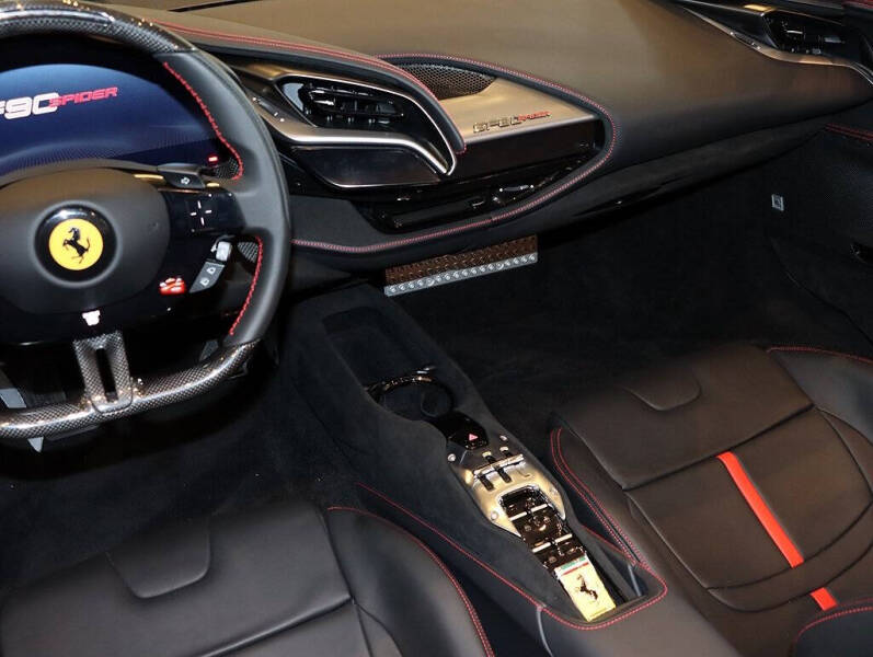 2023 Ferrari SF90 Spider