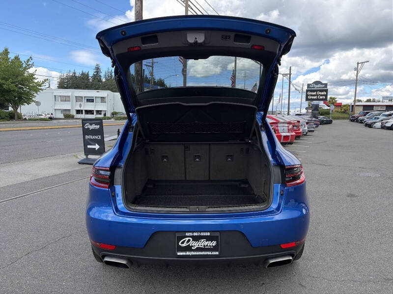 2018 Porsche Macan