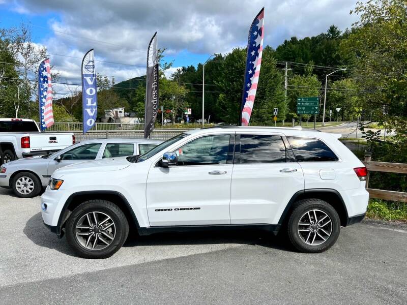 2020 Jeep Grand Cherokee for sale at CROSSWAY AUTO CENTER in East Barre VT