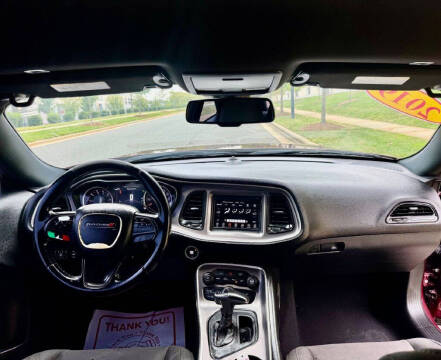 2019 Dodge Challenger SXT