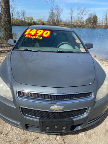 2008 Chevrolet Malibu for sale at Car Lot Credit Connection LLC in Elkhart IN