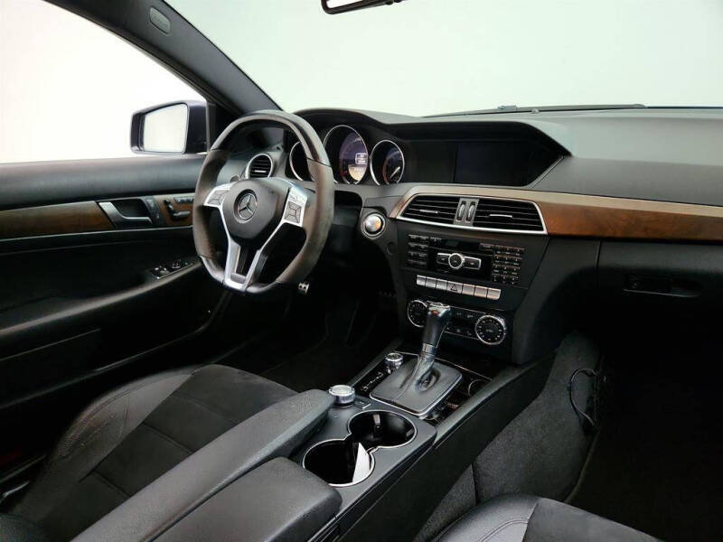 2012 Mercedes-Benz C-Class C 63 AMG