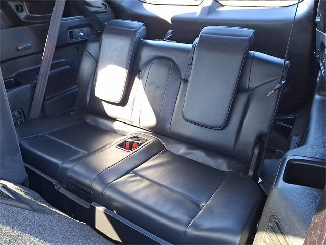 2024 Mitsubishi Outlander PHEV SE