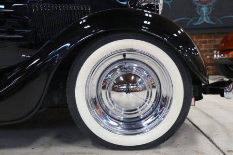 1934 Plymouth Barracuda