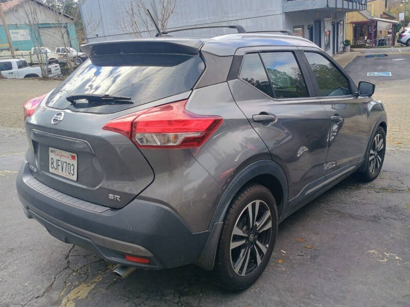 2018 Nissan Kicks SR