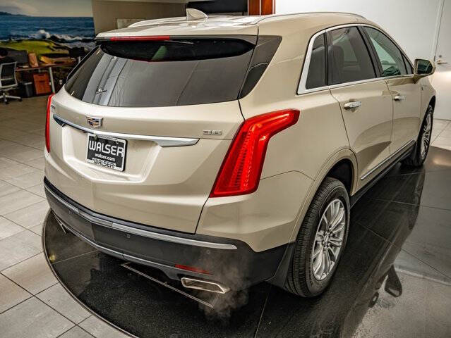 2017 Cadillac XT5 Luxury