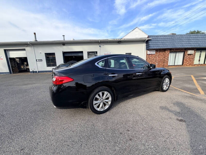 2011 Infiniti M37 x