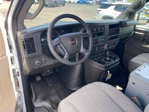 2025 GMC Savana 2500