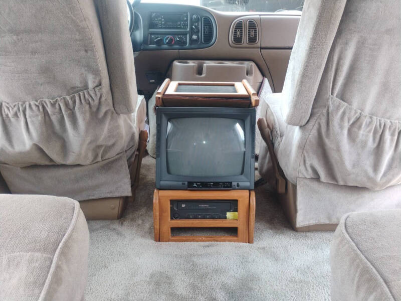 1999 Dodge Ram Van 1500