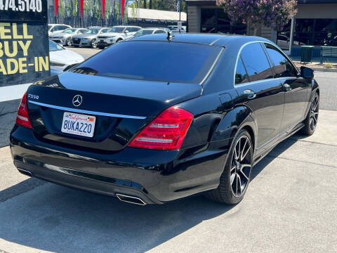 2012 Mercedes-Benz S-Class S 550