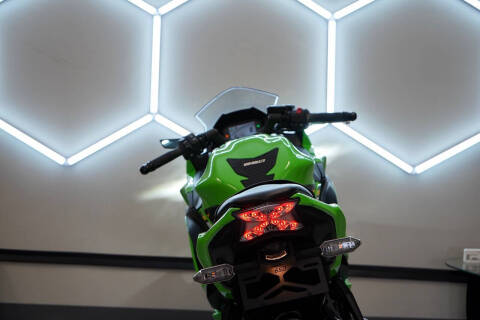 2025 Kawasaki Ninja 650 ABS KRT Edition